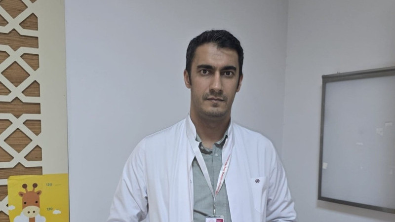 Dr.  Asoğlu: Yüzde Şimşek Gibi Çarpan Ağrı: Trigeminal Nevraljiye Dikkat