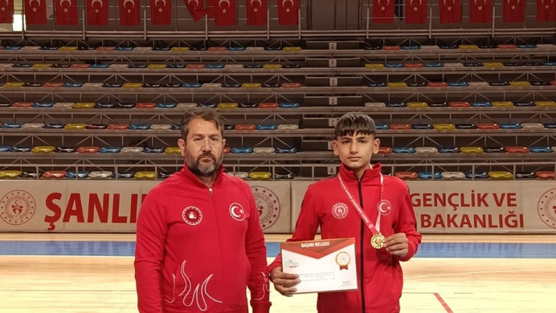 Mehmet Zahid Kotku'nun Wushu Sanda Başarısı
