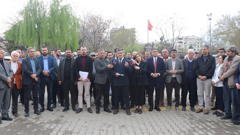 Acar: Karaköprü'deki Hastane Alanlarının İmara Açılması Kabul Edilemez