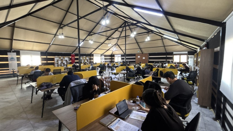 Batıkent Eğitim Otağı Gençlerin Beğenisini Kazandı 