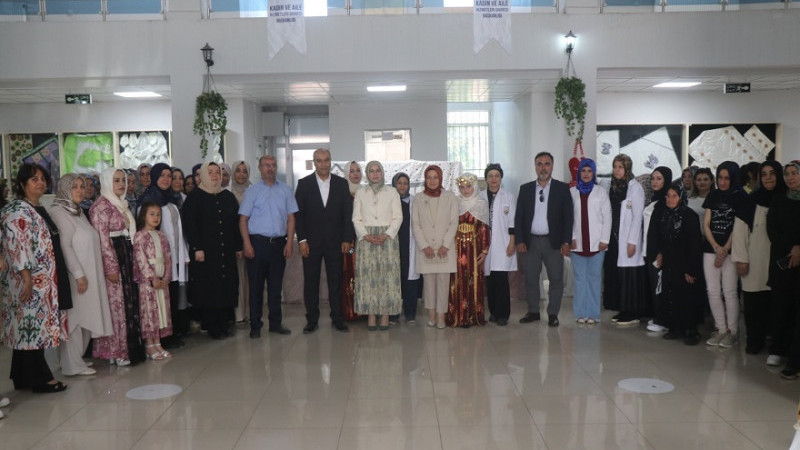 Şanlıurfa Büyükşehir Belediyesi'nde Hayat Boyu Öğrenme Sergisi Açıldı