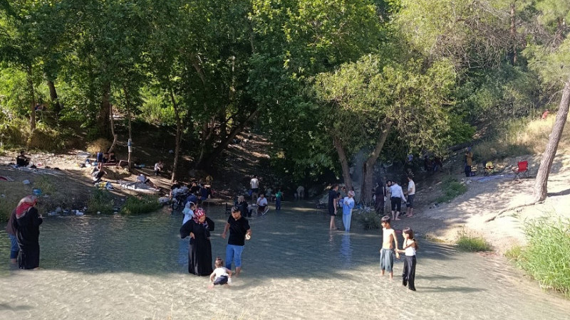Vatandaşlar Şelale Bölgesinde Çevre Düzenlemesi Talep Etti