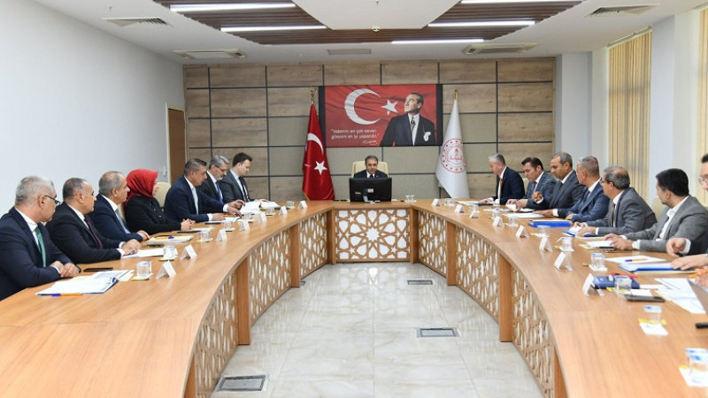 Vali Şıldak Başkanlığında Eğitim Değerlendirme Toplantısı Gerçekleştirildi