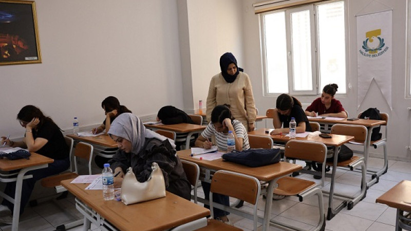 Haliliye'de Vatandaşlara Eğitim ve Sanat Desteği Veriliyor