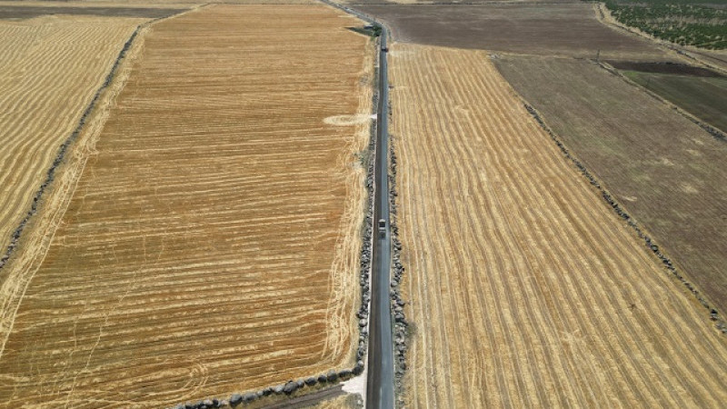 Şanlıurfa Büyükşehir Belediyesi Siverek'te 17 Kilometrelik Yolu Yeniledi