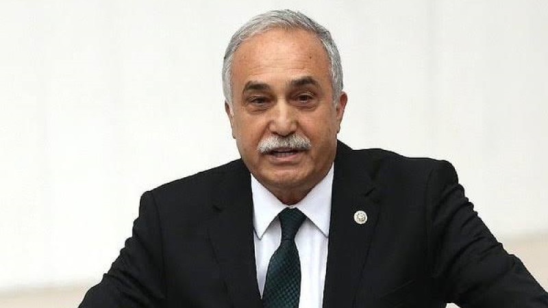 Ahmet Eşref Fakıbaba, İYİ Parti'den ve Ankara Milletvekilliğinden İstifa Etti